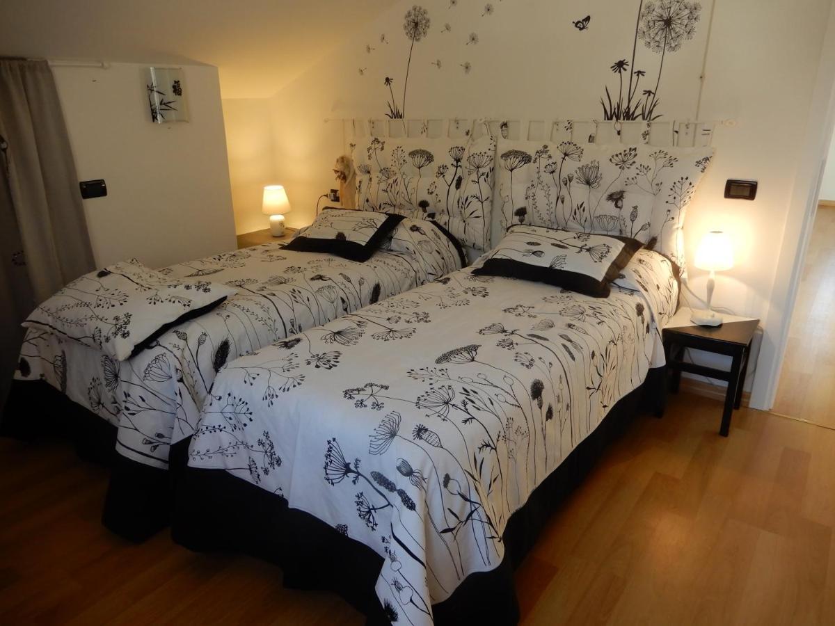 B&B Clara'S Garden Ponte della Venturina Екстериор снимка