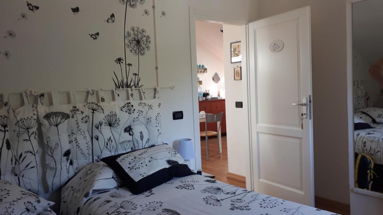 B&B Clara'S Garden Ponte della Venturina Екстериор снимка
