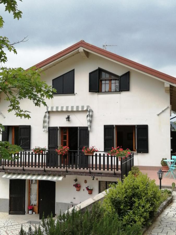 B&B Clara'S Garden Ponte della Venturina Екстериор снимка